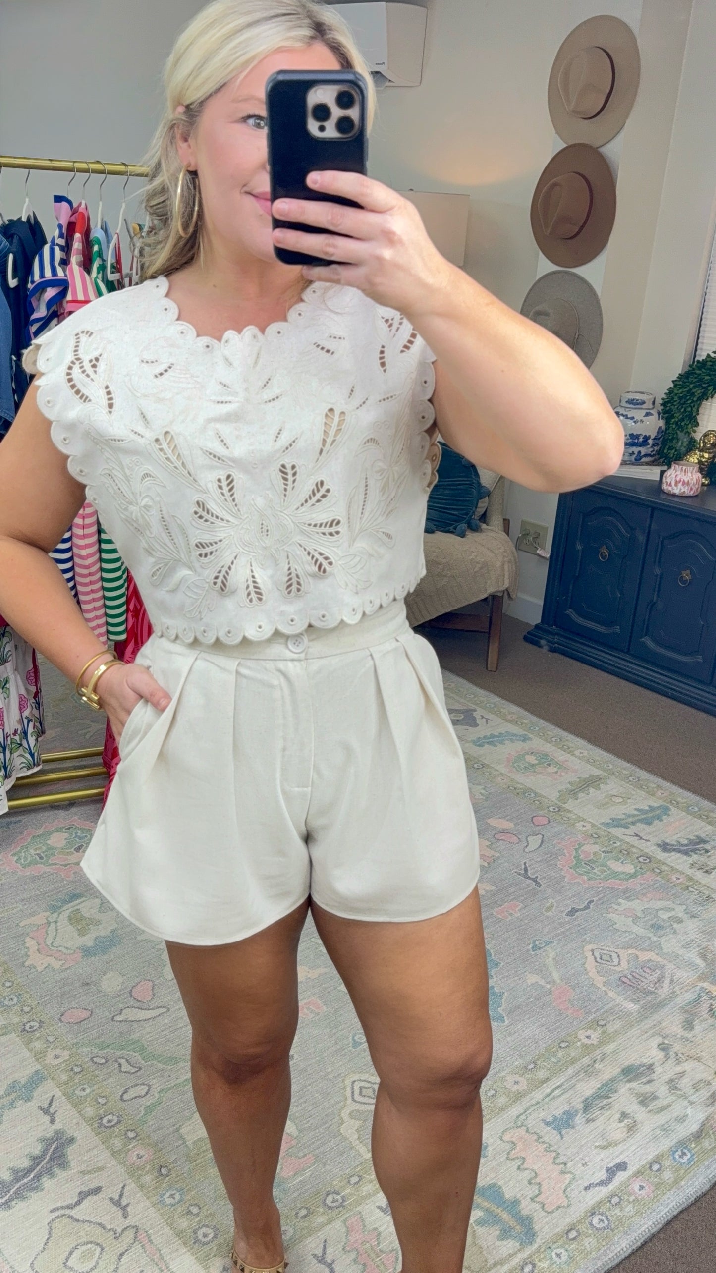 Amalfi Coast Embroidered Linen Short Set