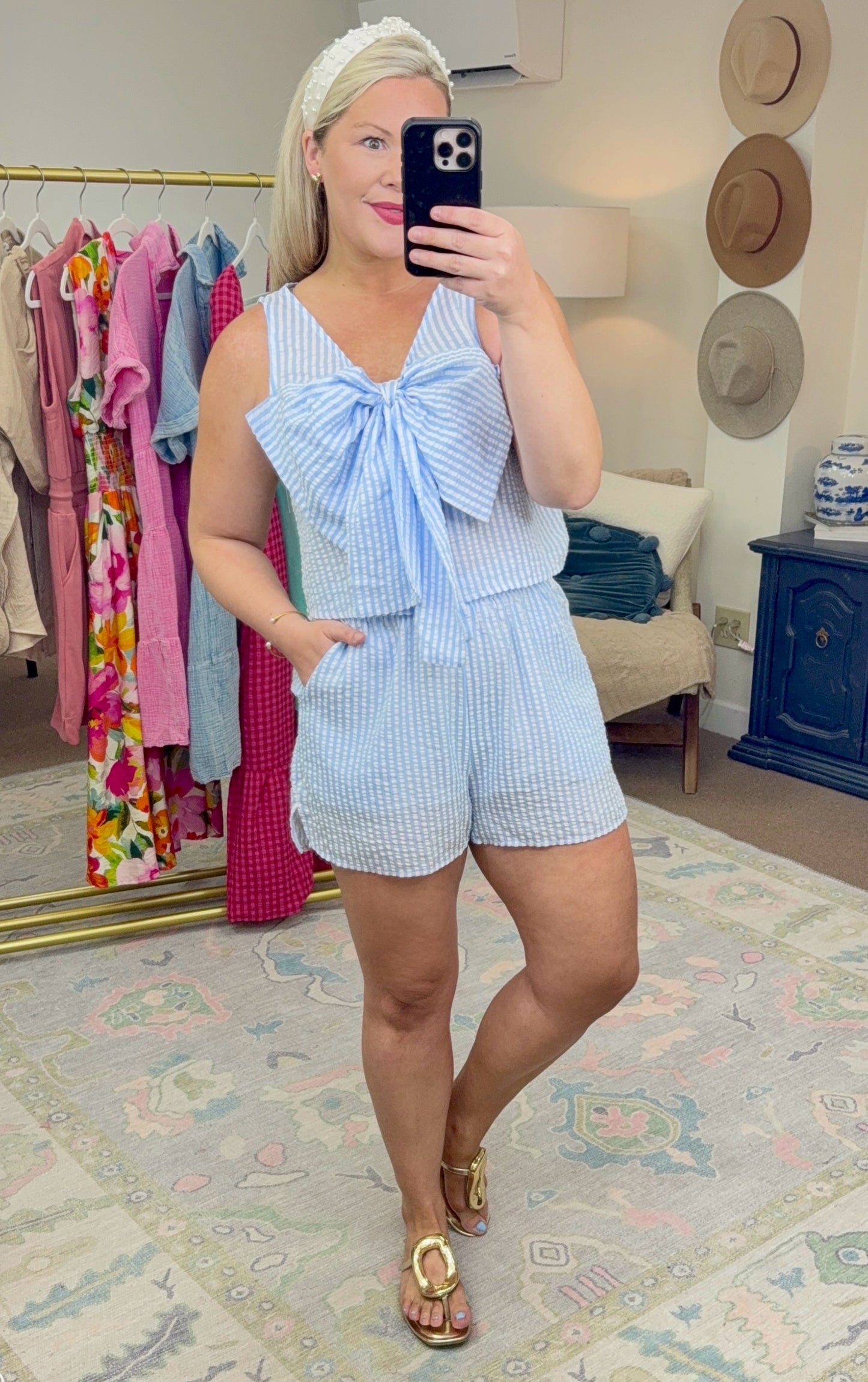 Definition of Darling Seersucker Bow Set