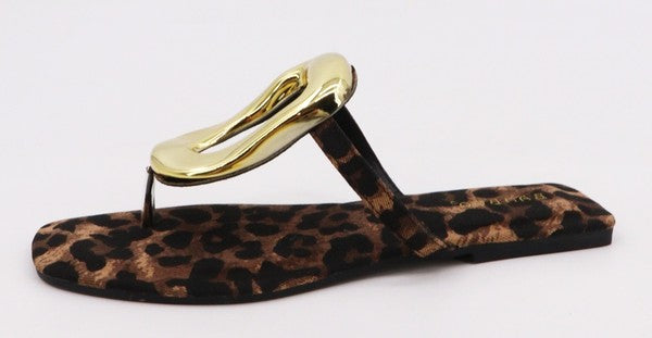 Unexpected Element O Accent Sandals