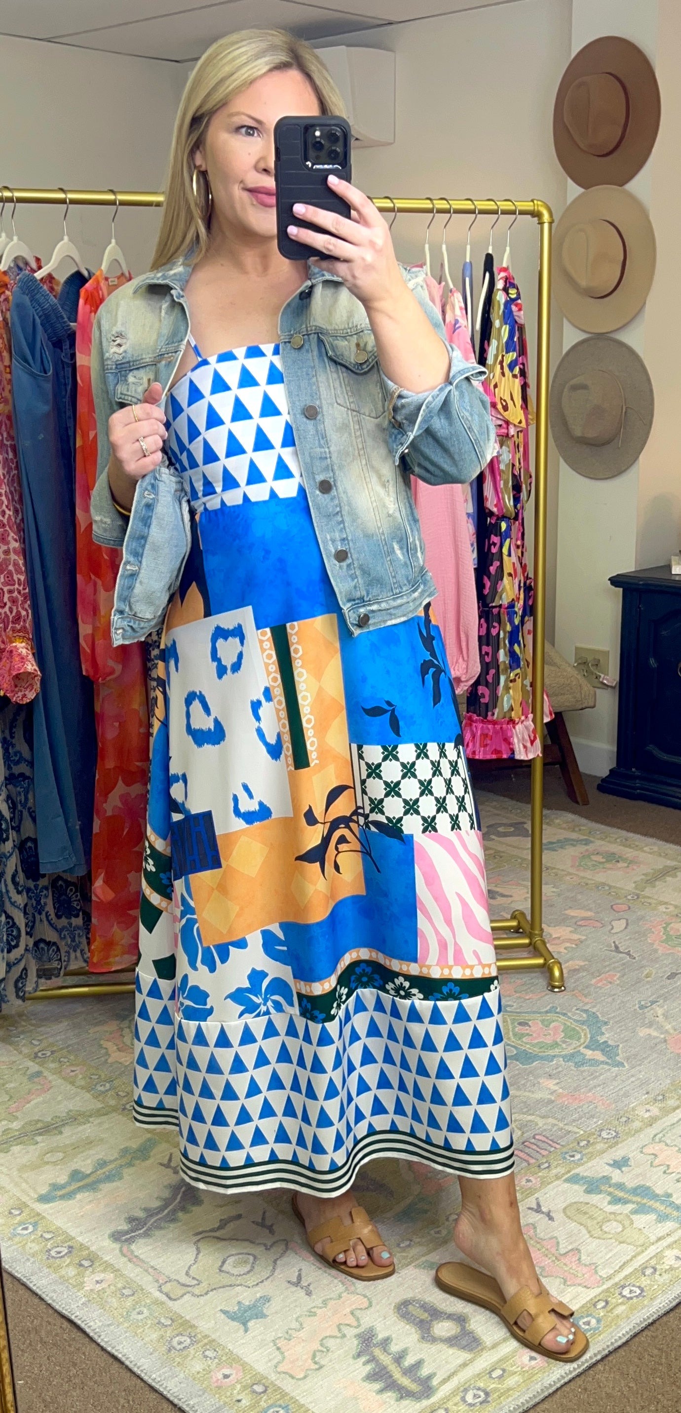 Go to Rio Abstract Print Midi Dress