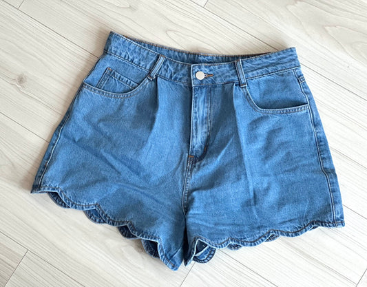 Another Perfect Day Scallop Hem Denim Shorts