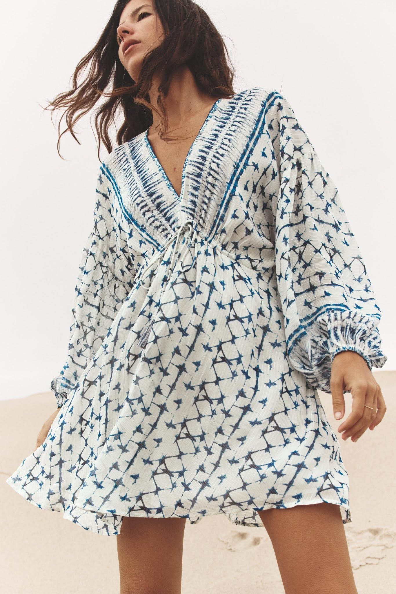 ✨RESTOCK✨ Worlds Apart Metallic Thread Print Dress