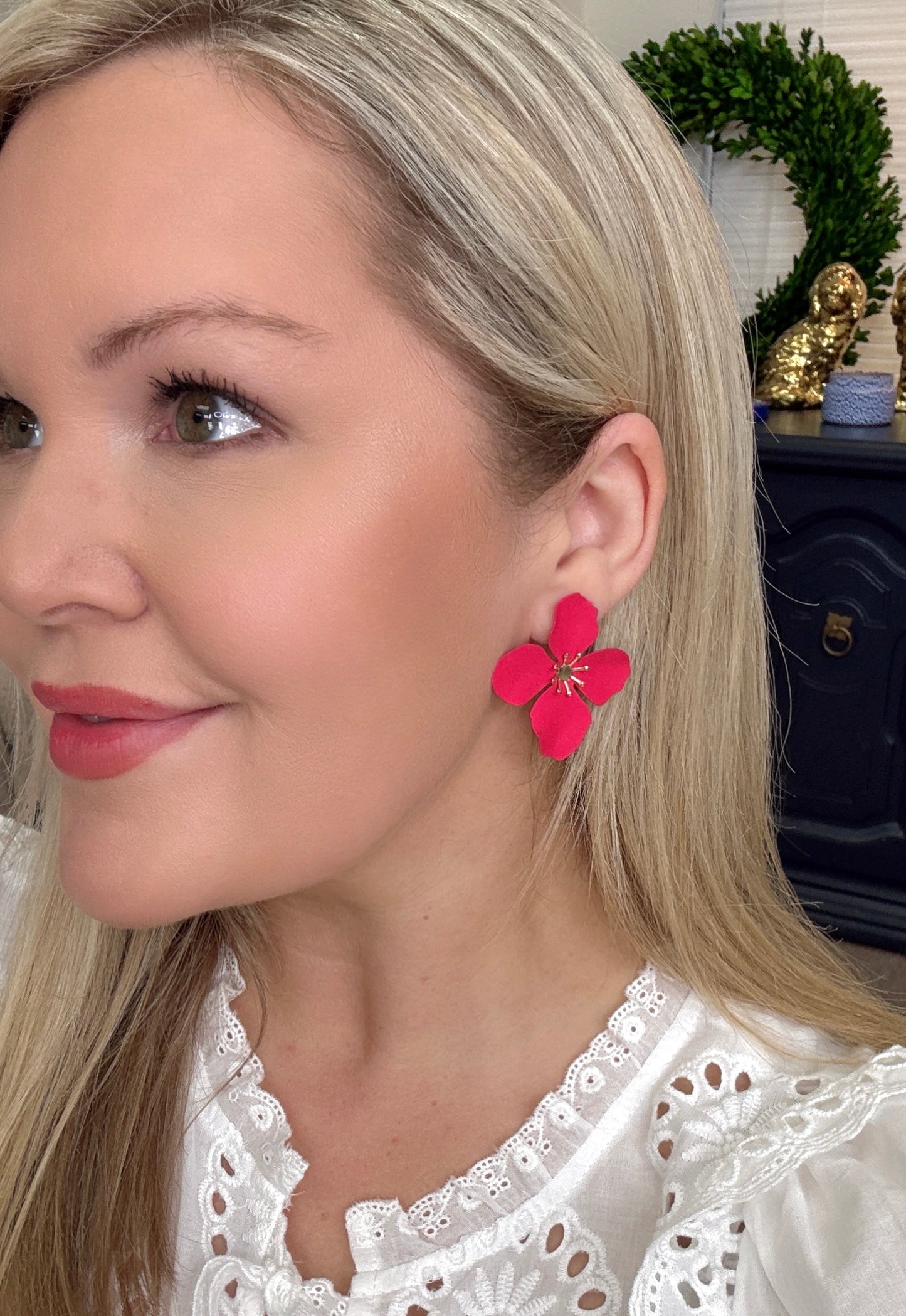 **MORE COLORS** In Bloom Flower Stud Earrings