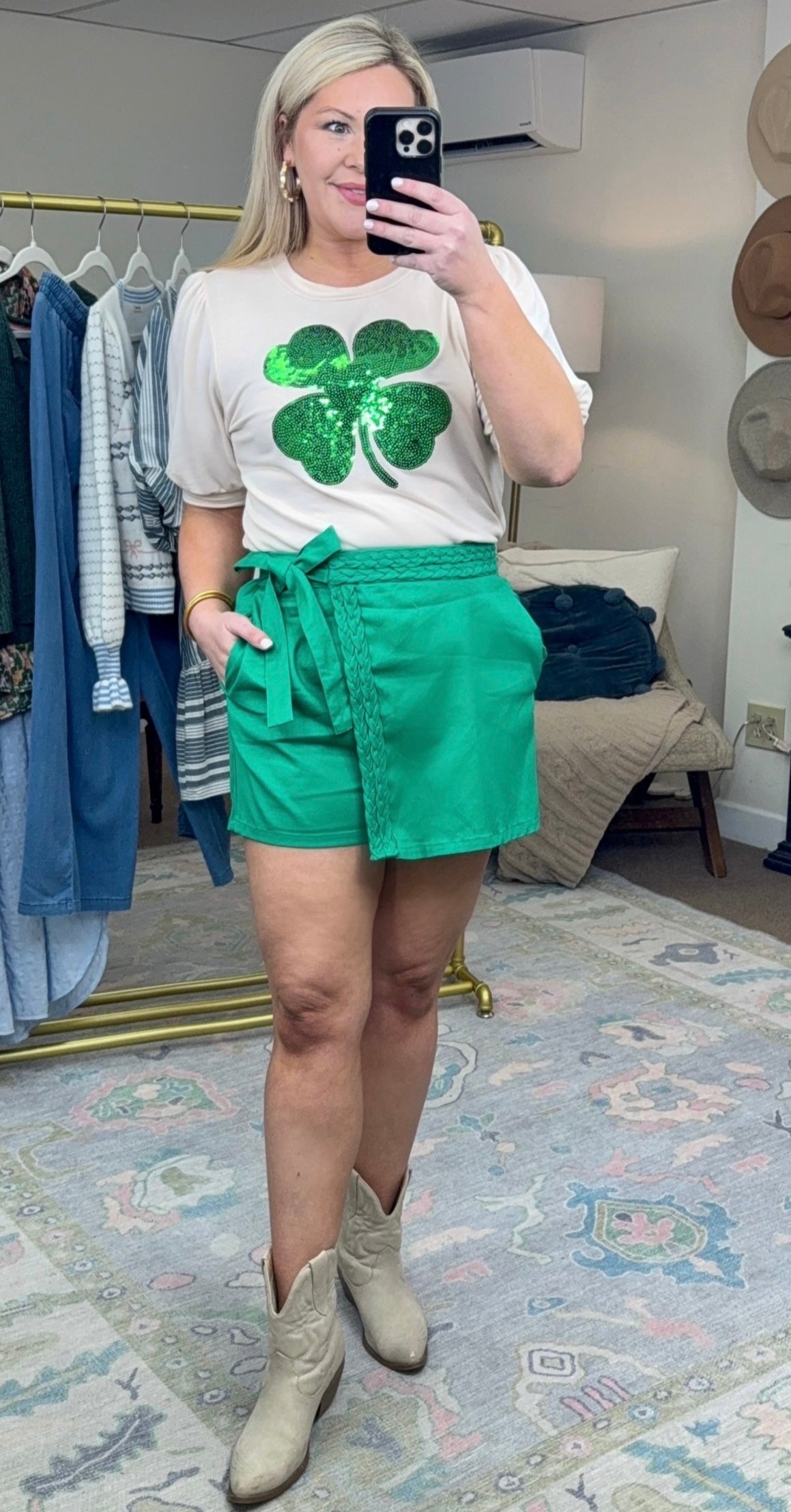 Sequin Clover Puff Sleeve Top