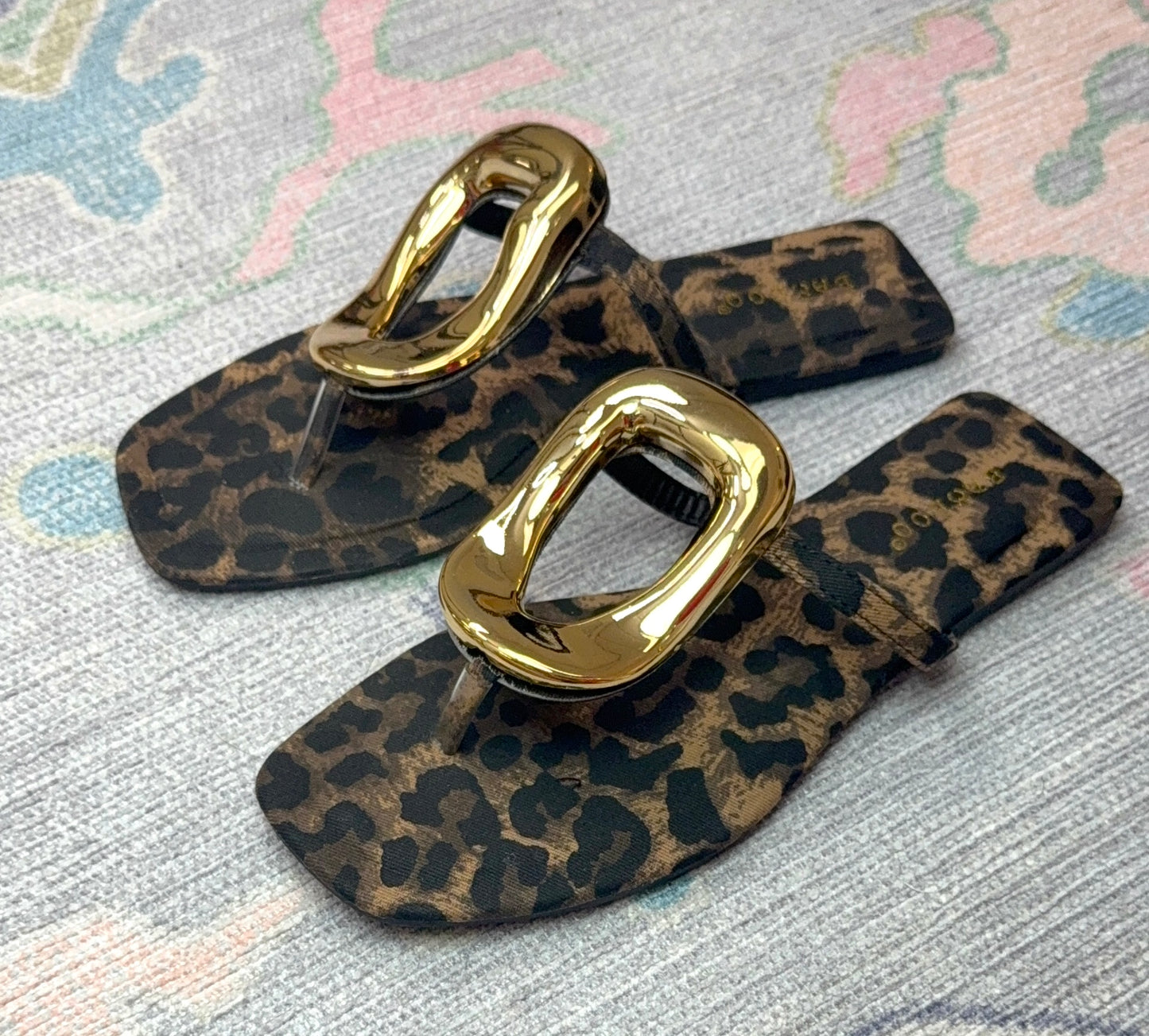 Unexpected Element O Accent Sandals