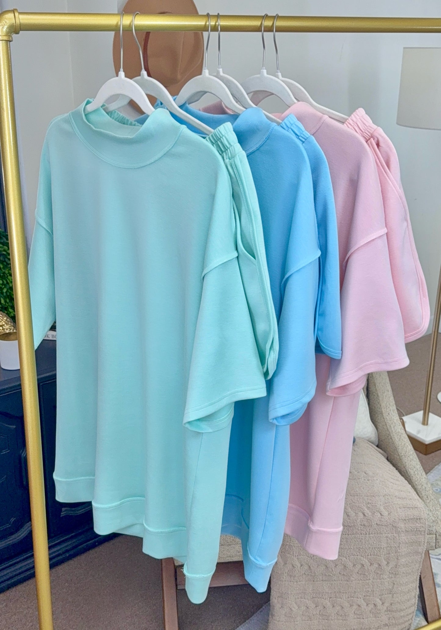 **MORE COLORS** First Class Comfort Short Set