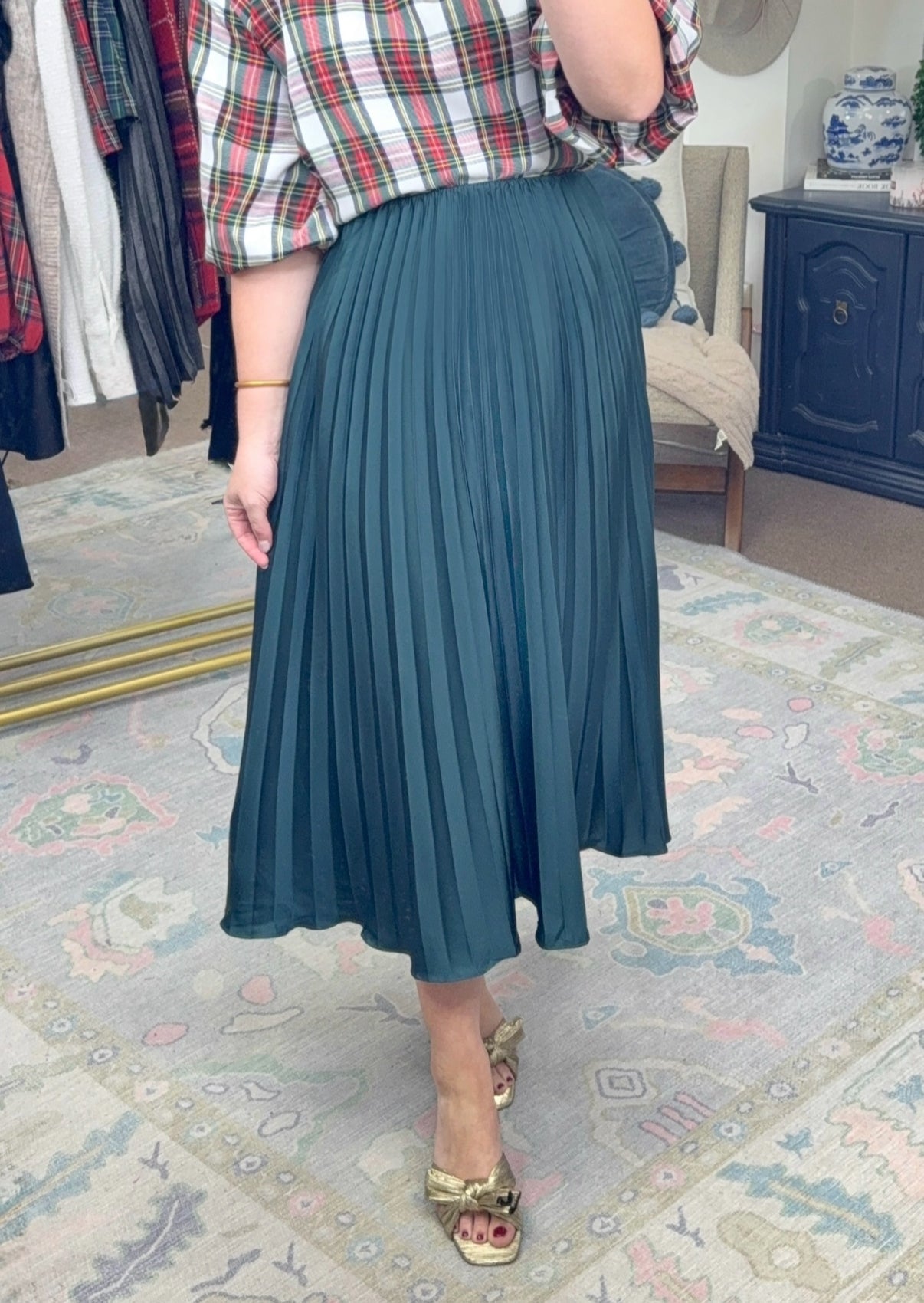 Elegance Embodied Pleated Midi Skirt