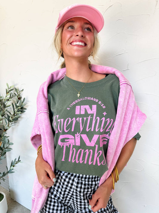 In Everything Give Thanks Graphic Tee