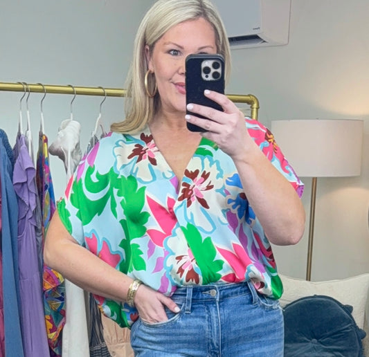 Gorgeous Getaway Bold Print Blouse