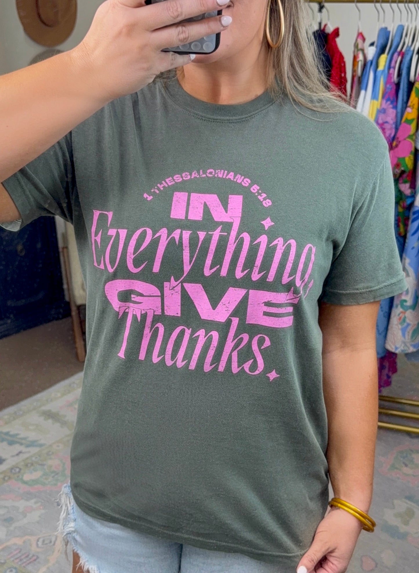 In Everything Give Thanks Graphic Tee