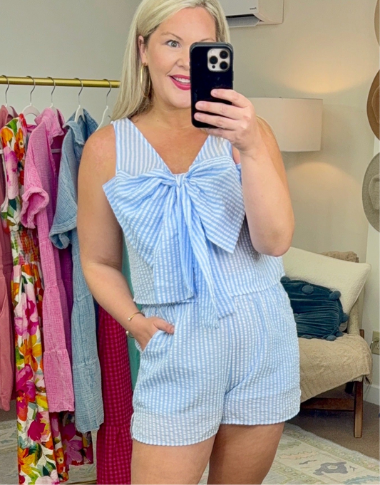 Definition of Darling Seersucker Bow Set