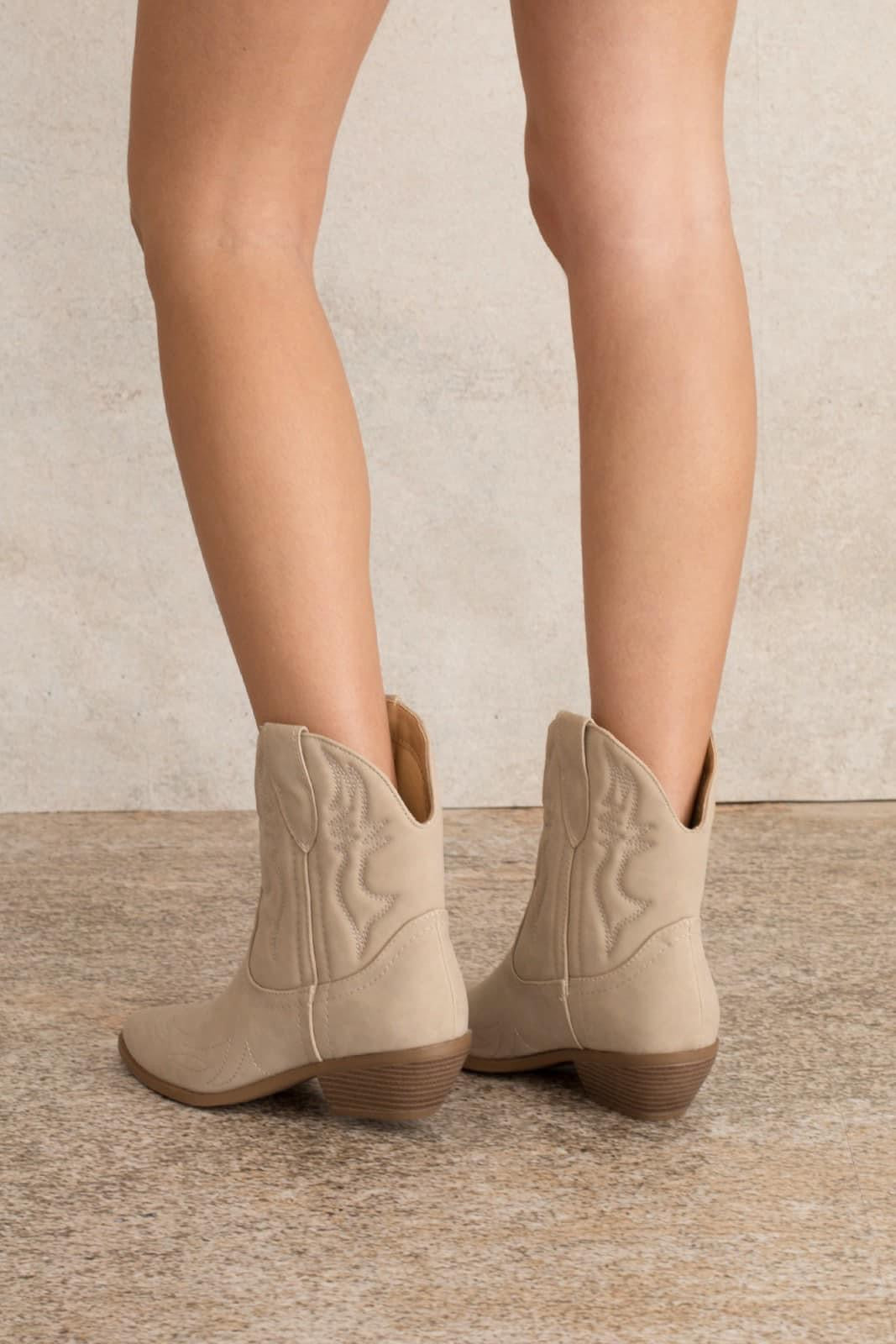 Pull On Western Ankle Boots